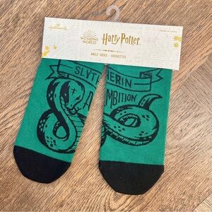 NWT Harry Potter Slytherin Ankle Socks One Size Green Black Hallmark